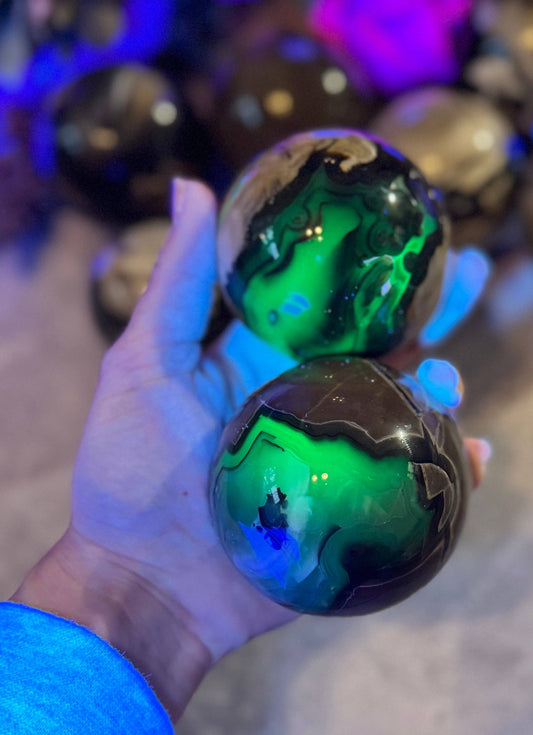 Volcano Agate Crystal Spheres (UV Fluorescent)